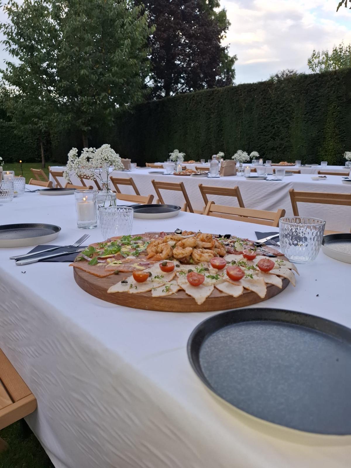 smakenenzo catering noorlimburg planken luxeplanken borrelplanken diner